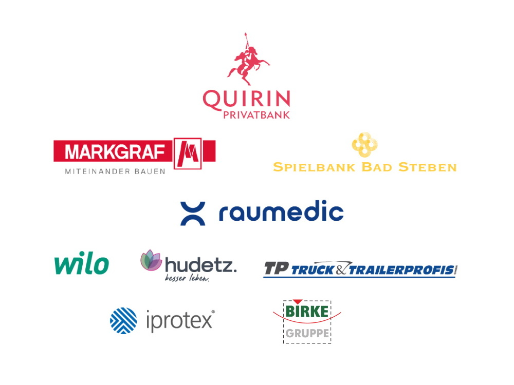 Tafel mit den Logo der Sponsoren